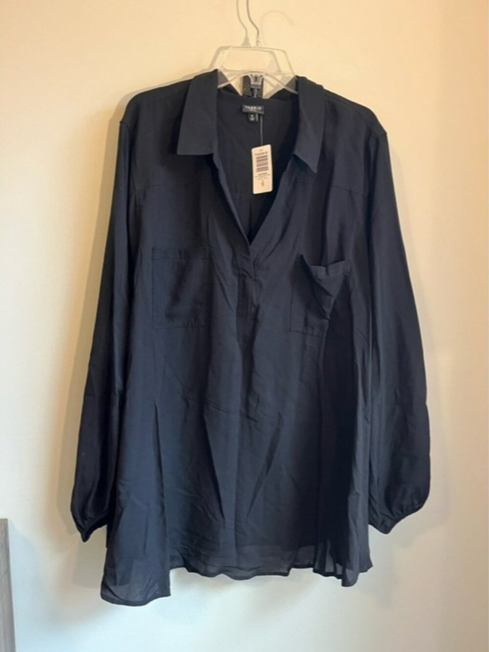 TORRID nwt Black Harper Long SleeveTunic Top with Pockets